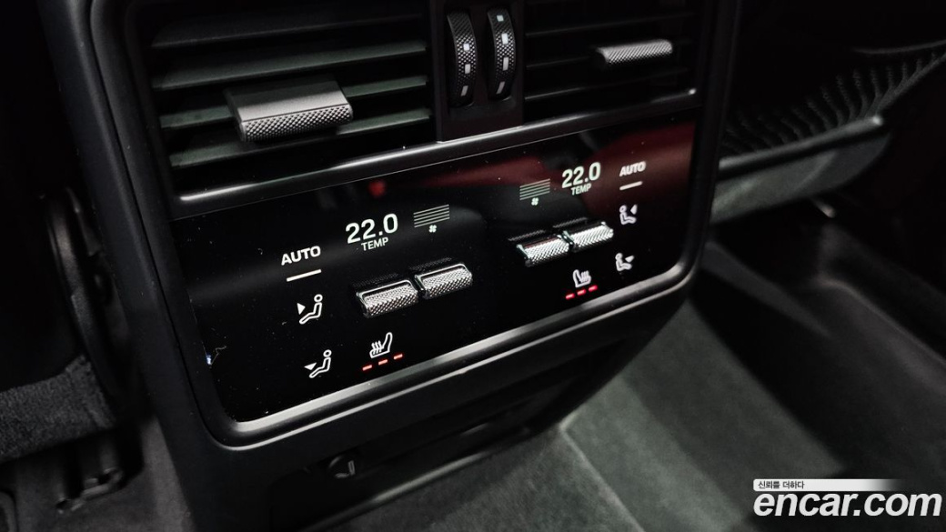 Porsche Cayenne 3.0, 2024