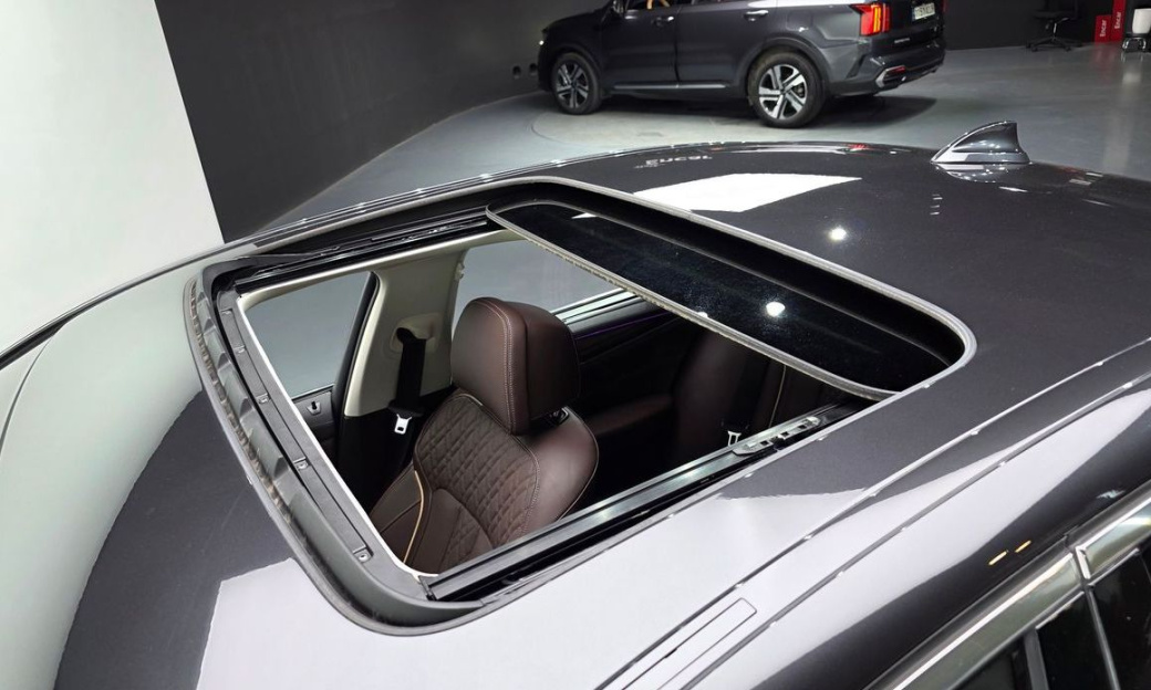 BMW 5-Series 530i xDrive Luxury, 2022