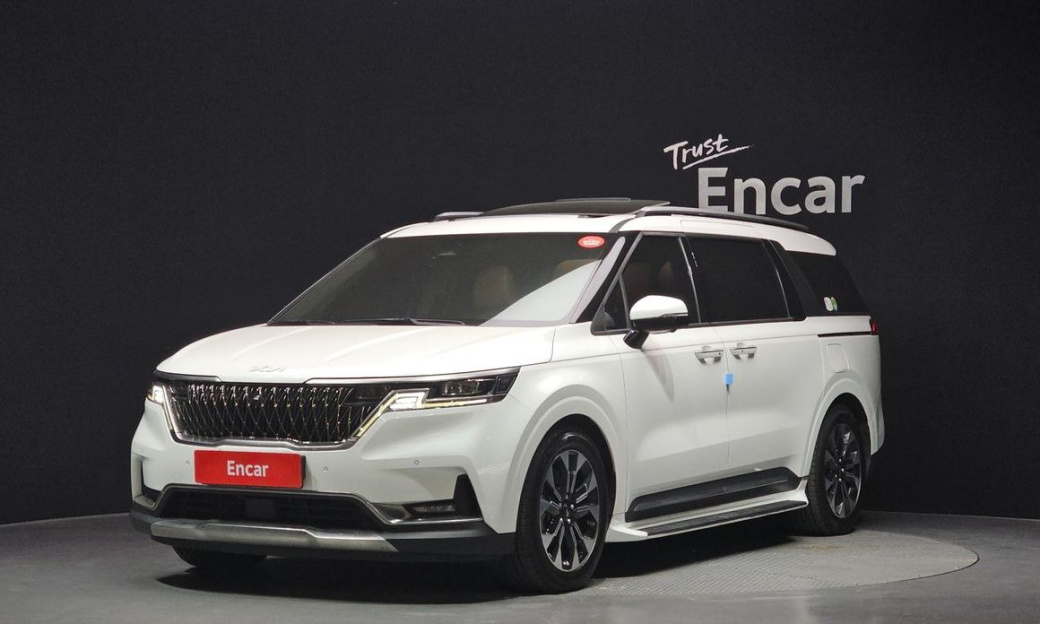 Kia Carnival 7-Seater Signature, 2022