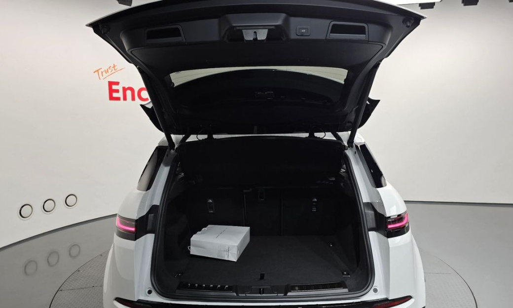 Land Rover Range Rover Evoque P250 Dynamic SE, 2026