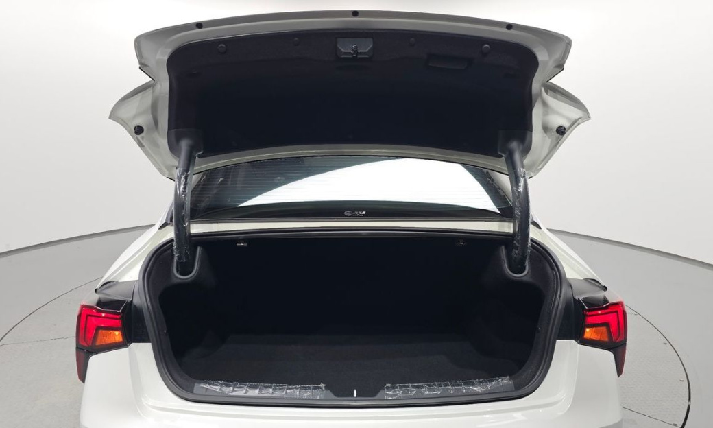 Kia K5 2.0, 2024