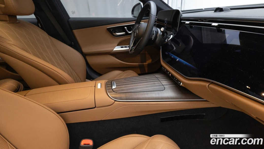 Mercedes-Benz E-Class E450 4MATIC Exclusive, 2024