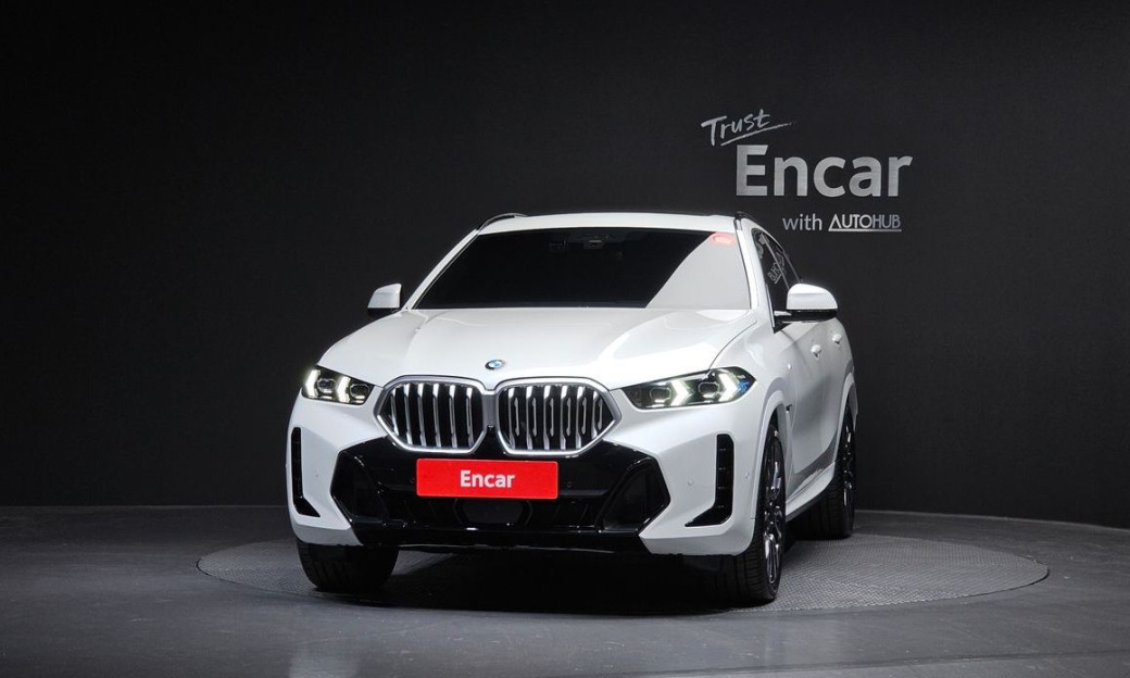 BMW X6 xDrive40i M Sport, 2025