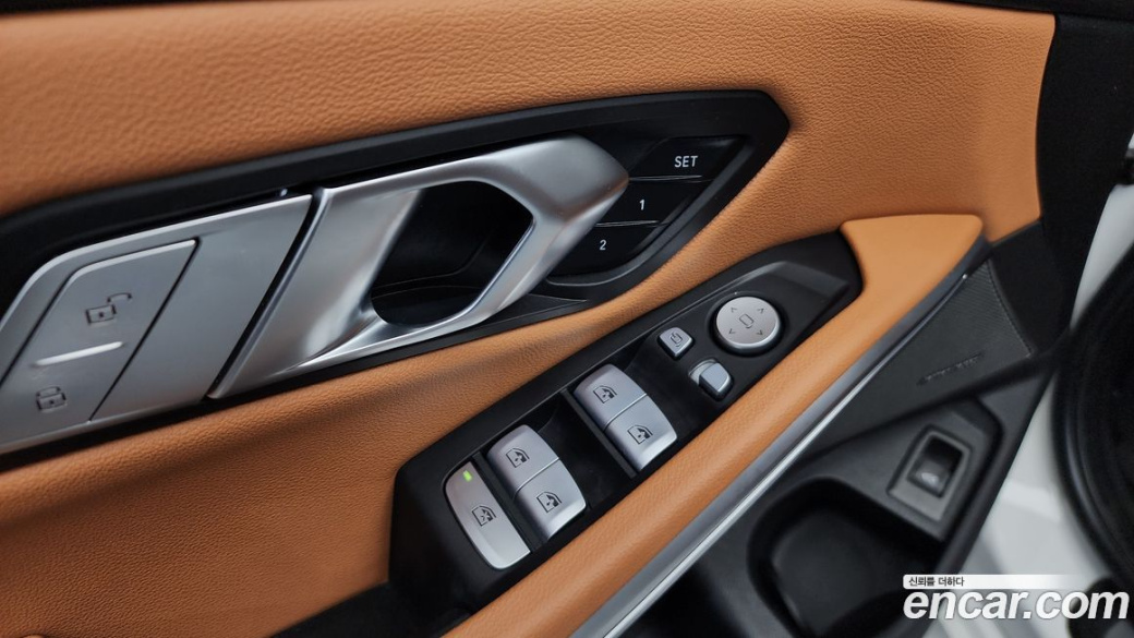 BMW 3-Series 320i M Sport, 2024
