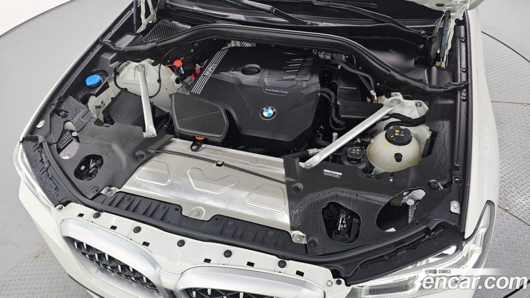 BMW X4 xDrive20i xLine, 2024