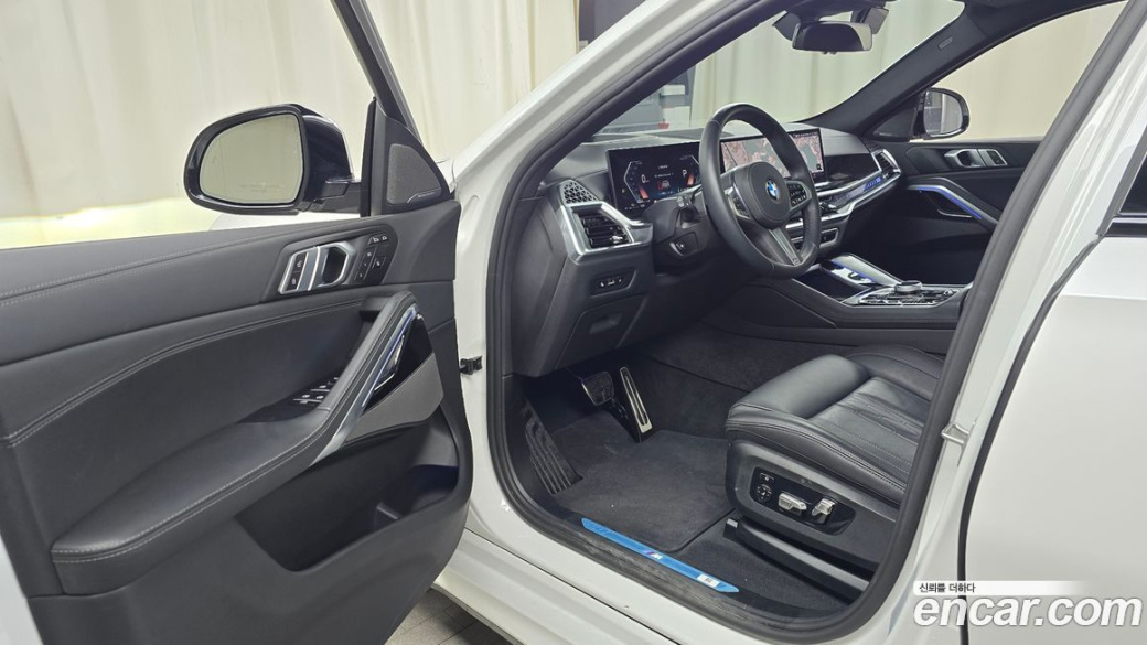 BMW X6 xDrive40i M Sport, 2025