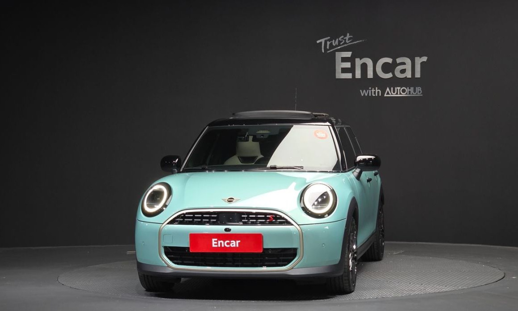 Mini Cooper 5 Door Favoured, 2025