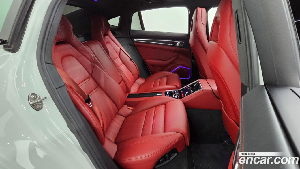 Porsche Panamera 2.9 AWD Platinum Edition, 2022
