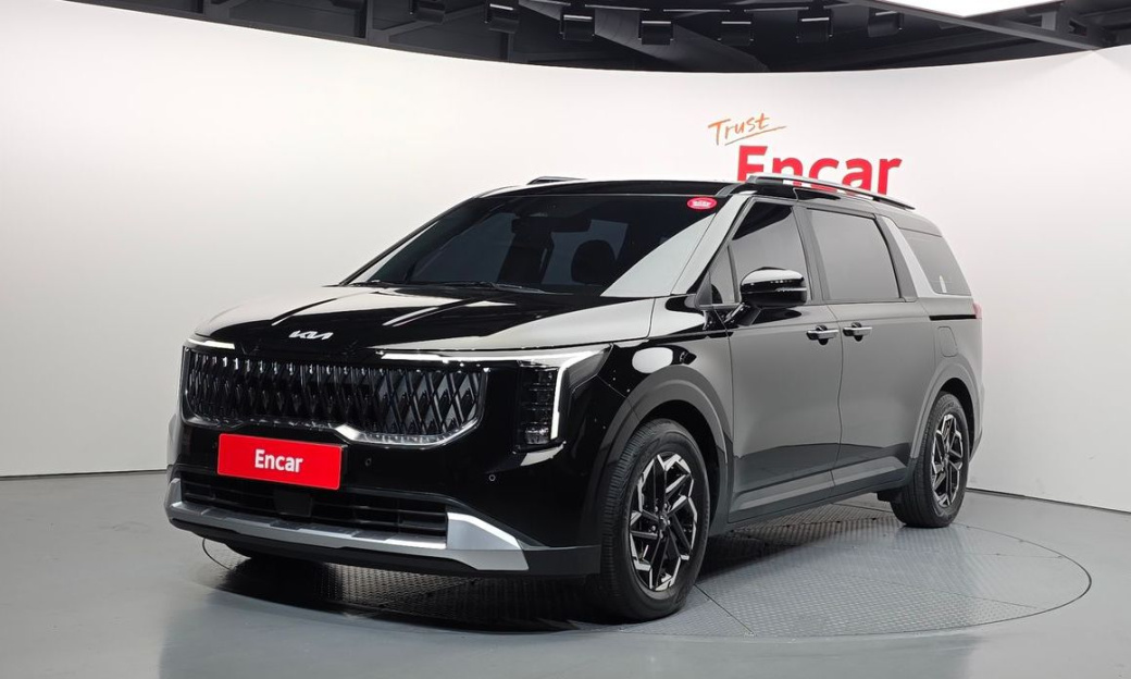 Kia Carnival 9-Seater Prestige, 2025