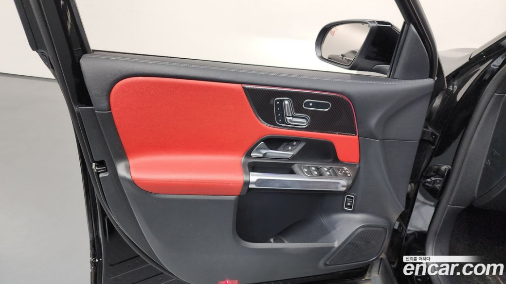 Mercedes-Benz GLB-Class AMG GLB35 4MATIC, 2023