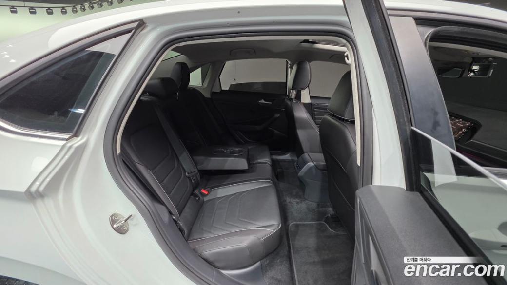 Volkswagen Jetta 1.5 TSI Prestige, 2023