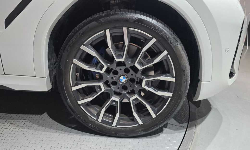 BMW X6 xDrive40i M Sport, 2024