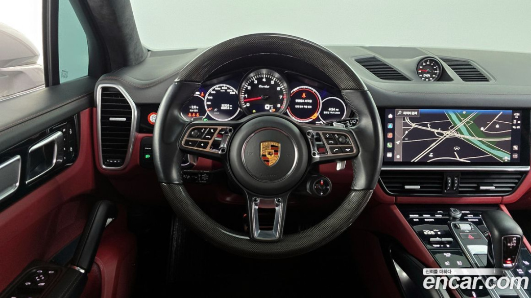 Porsche Cayenne 4.0 Turbo, 2022