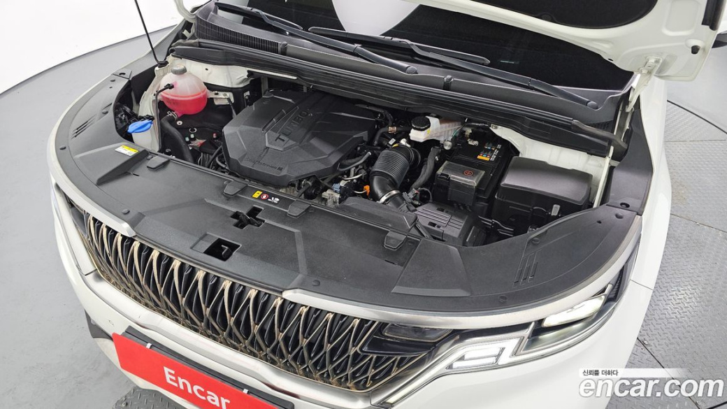 Kia Carnival 9-Seater Noblesse, 2023