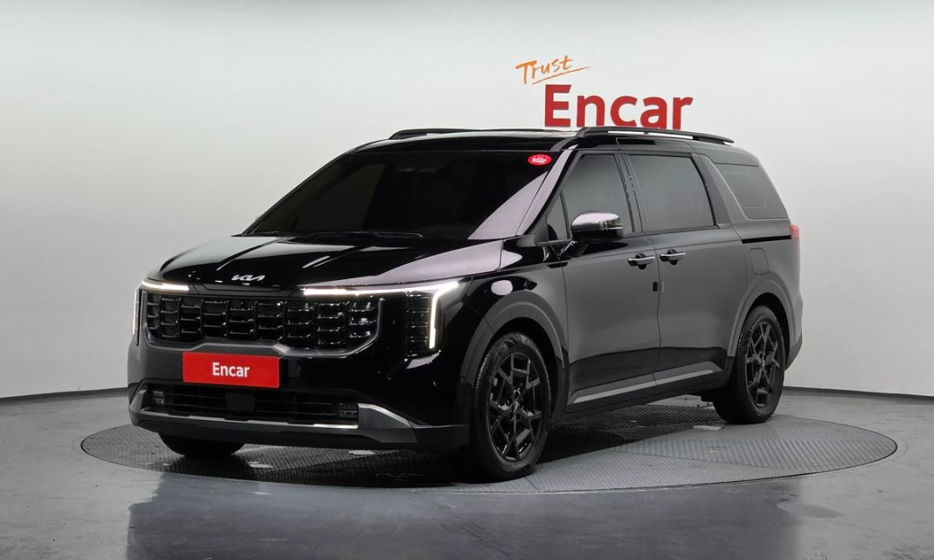 Kia Carnival 7-Seater Gravity, 2025