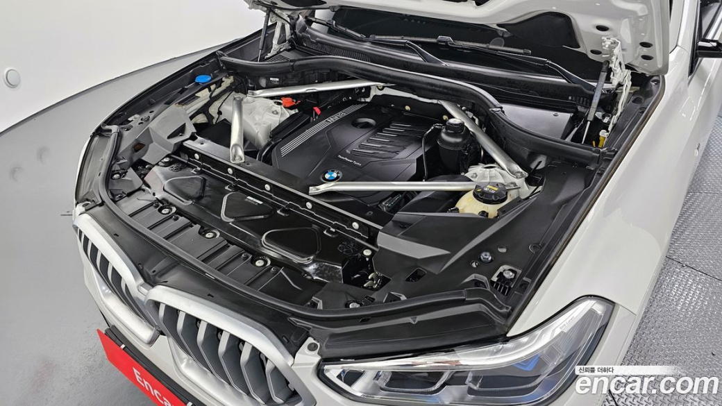 BMW X6 xDrive40i M Sport, 2021