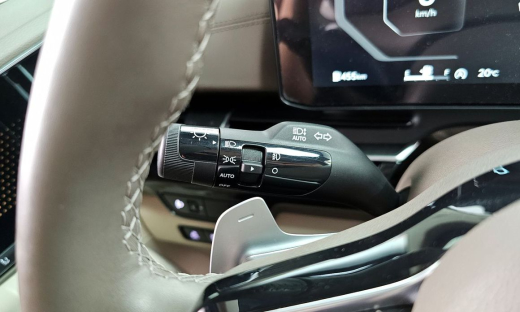 Kia Carnival 9-Seater Gravity, 2025