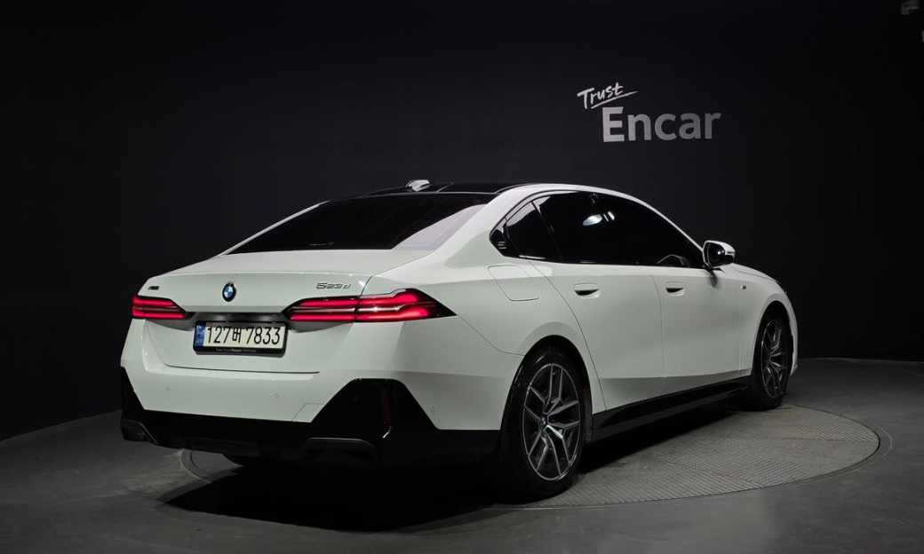 BMW 5-Series 523d xDrive M Sport, 2024