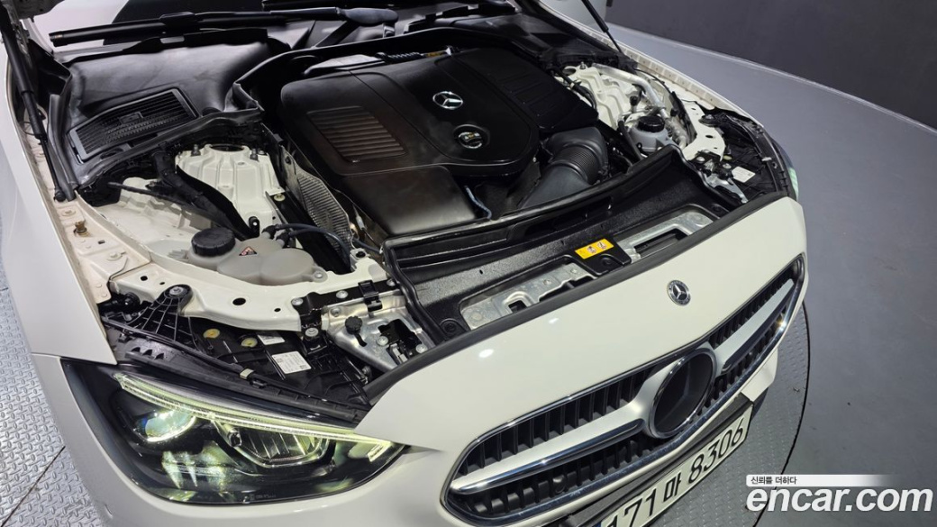Mercedes-Benz C-Class C200 4MATIC Avantgarde, 2022