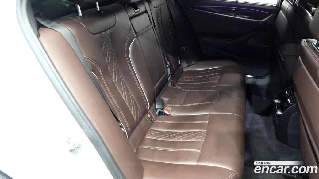 BMW 5-Series 530i M Sport Package, 2022