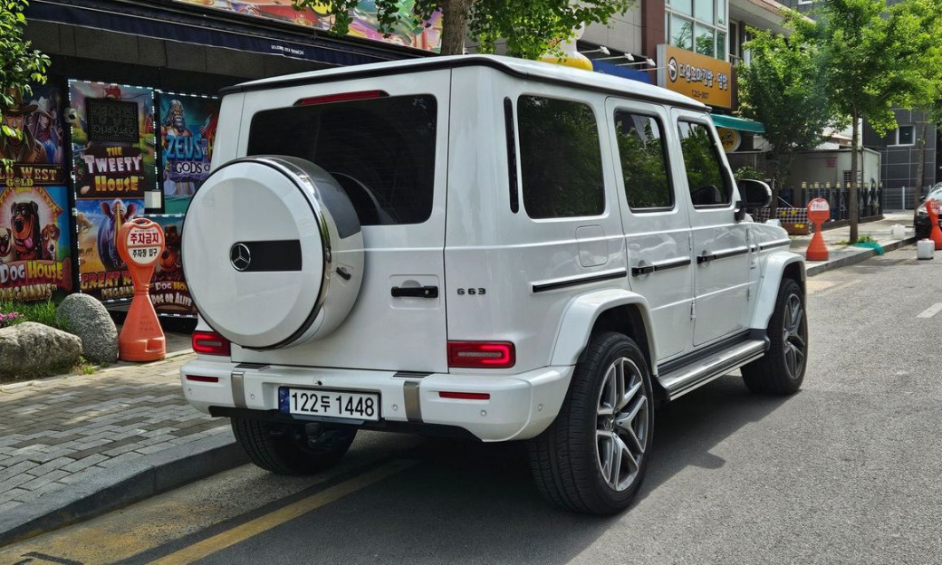 Mercedes-Benz G-Class AMG G63, 2025