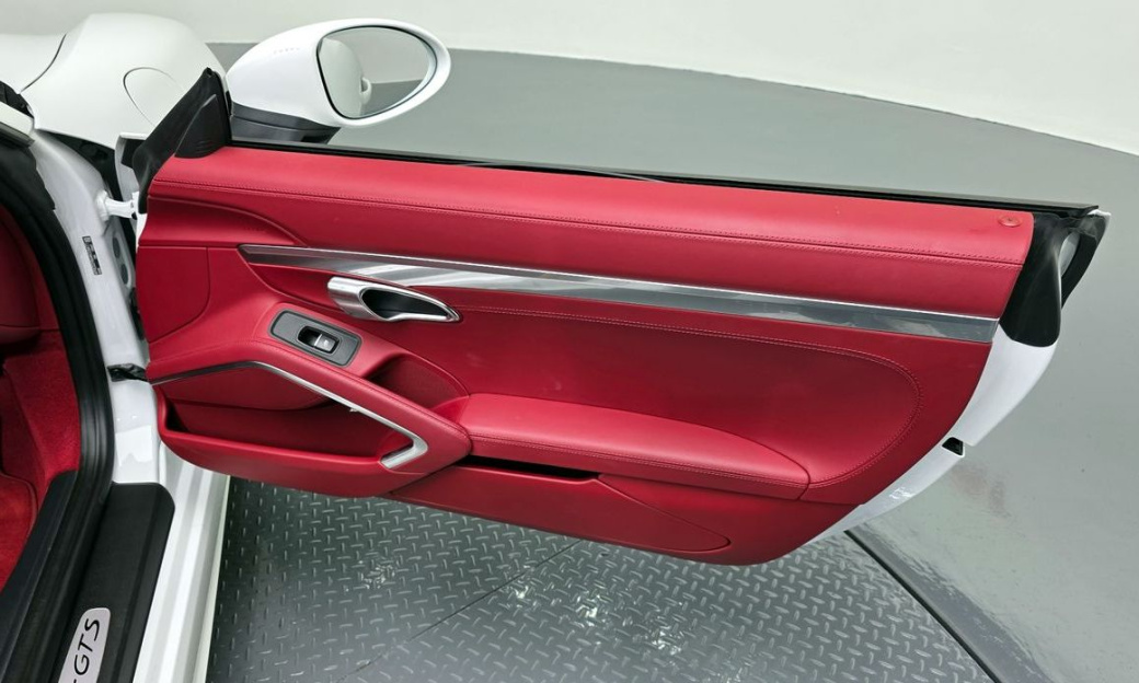 Porsche 718 4.0 GTS, 2024