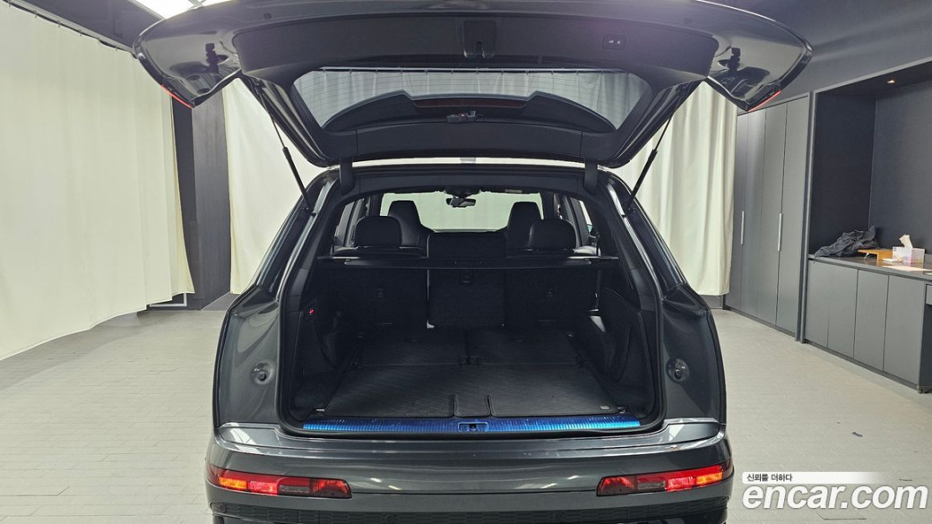 Audi Q7 55 TFSI Quattro Premium, 2022