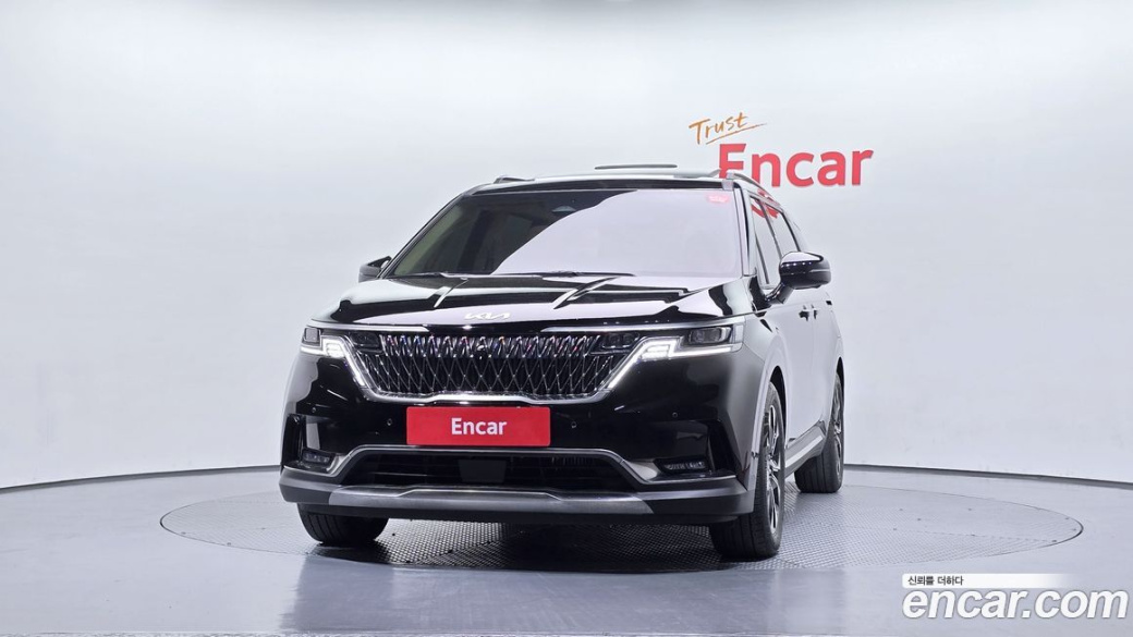Kia Carnival 9-Seater Signature, 2023