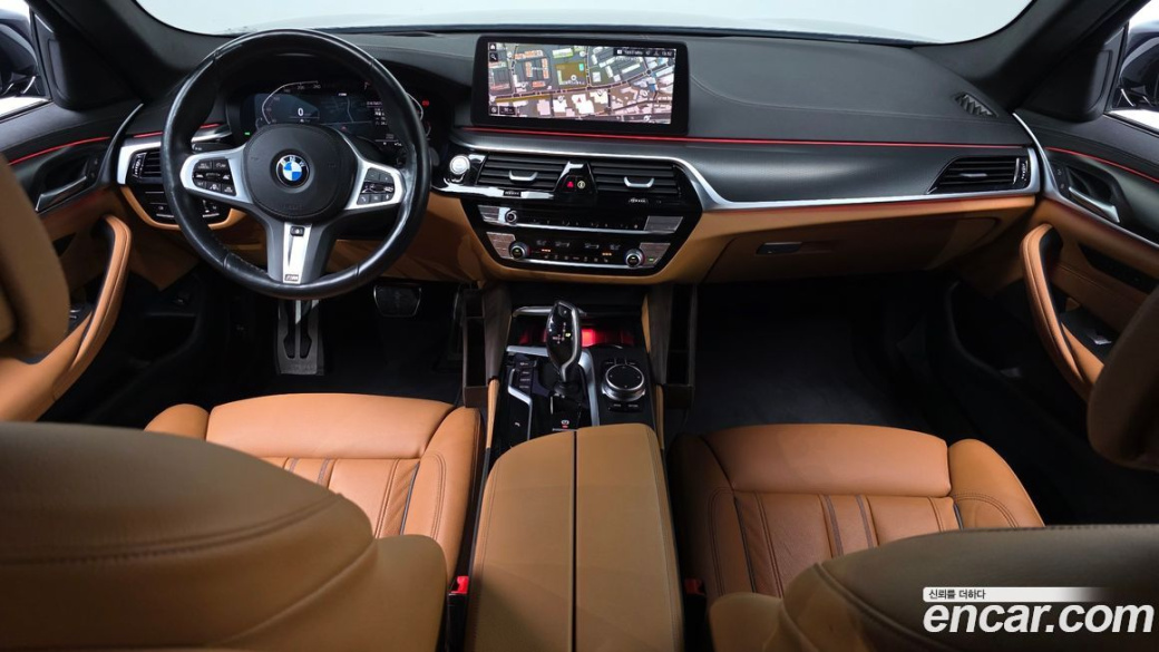 BMW 5-Series 520i M Sport, 2023