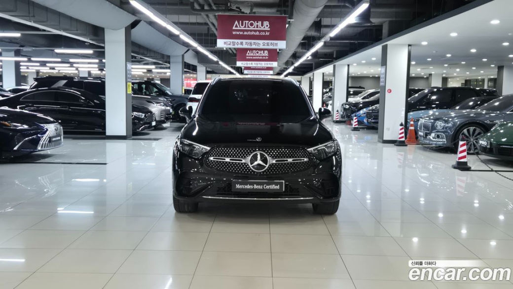 Mercedes-Benz GLC-Class GLC300 4MATIC AMG Line, 2025