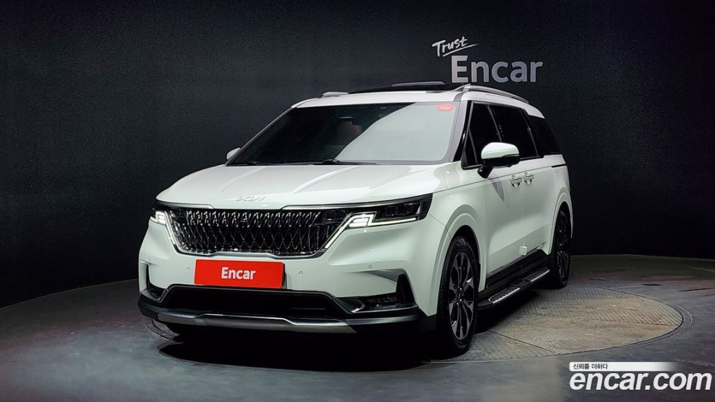 Kia Carnival 9-Seater Signature, 2023