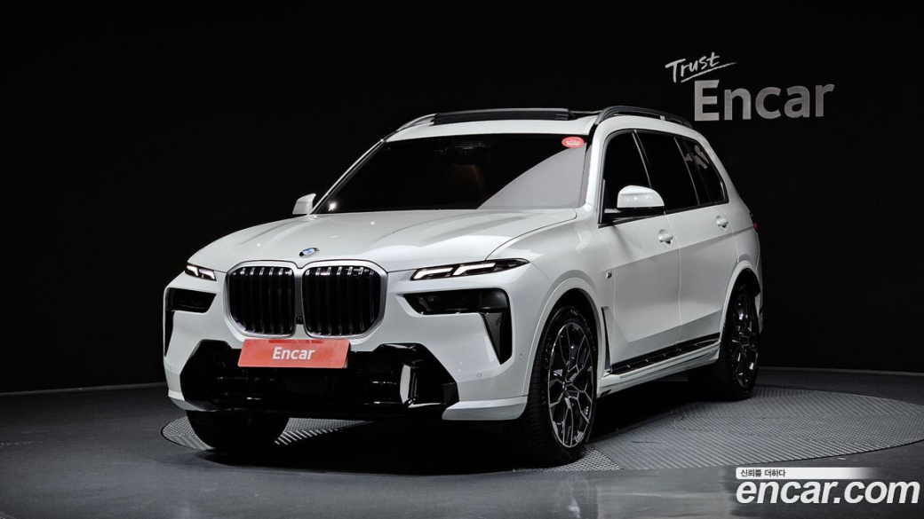 BMW X7 xDrive 40i M Sport 7STR, 2025