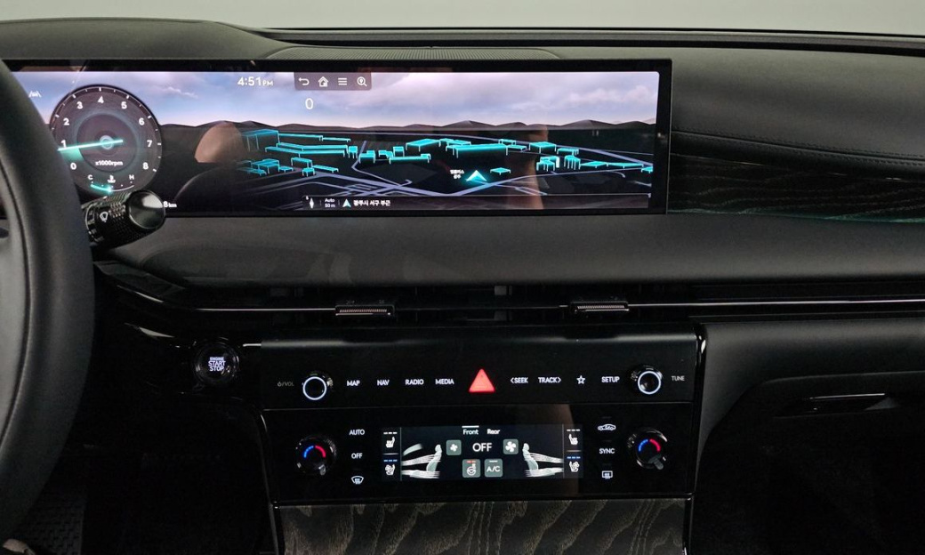 Genesis G80 Gasoline 2.5 Turbo AWD, 2026