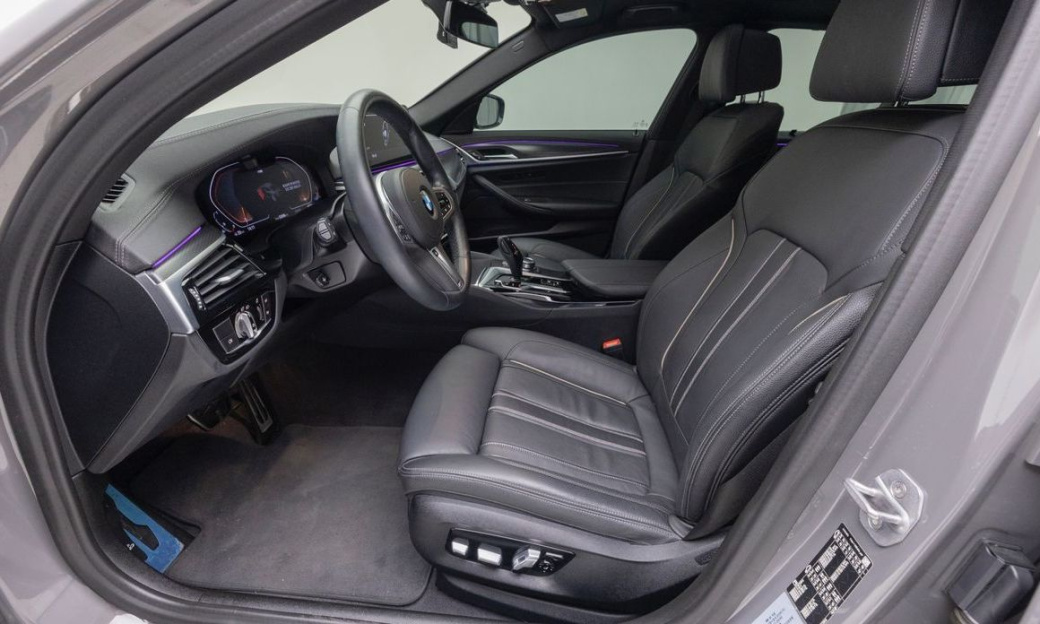 BMW 5-Series 520i M Sport, 2022