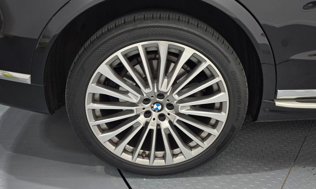 BMW X7 xDrive 40d Design Pure Excellence 7-Seater, 2022