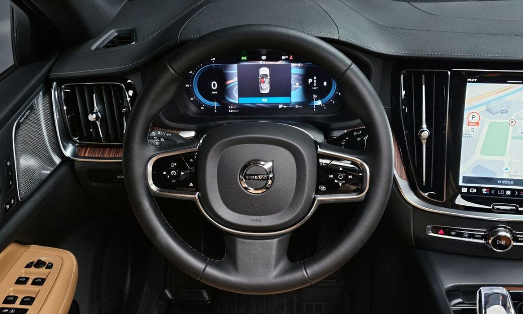 Volvo S60 B5 Ultimate Bright, 2024