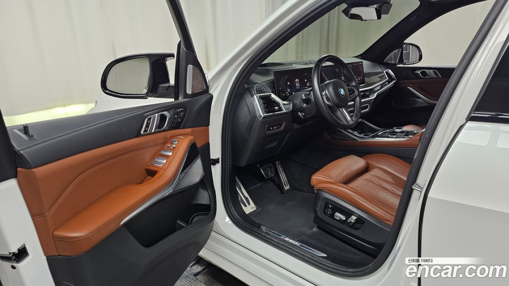 BMW X7 M60i xDrive M sport 6STR, 2024