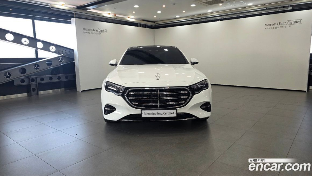 Mercedes-Benz E-Class E450 4MATIC Exclusive, 2025