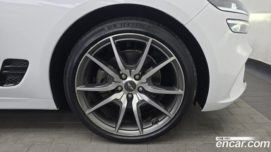 Genesis G70 Gasoline 2.0T 4WD, 2023
