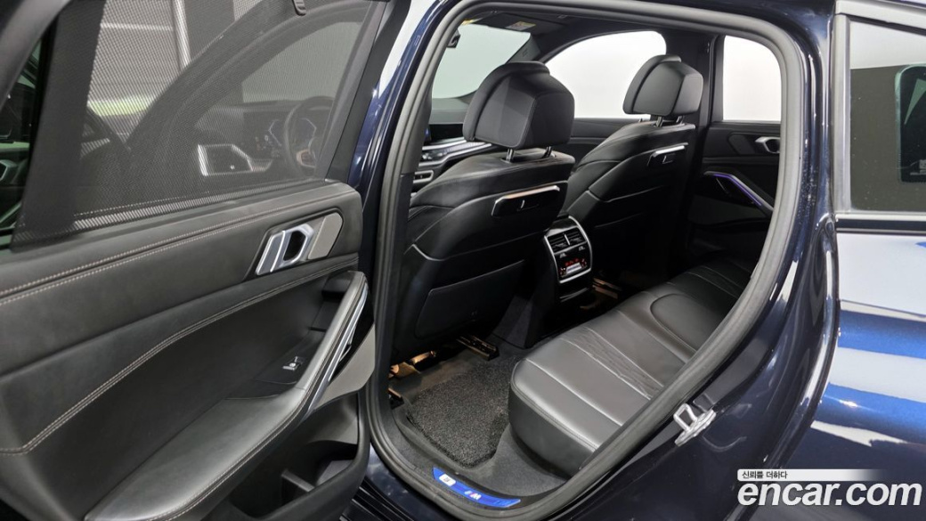 BMW X6 xDrive40i M Sport, 2025