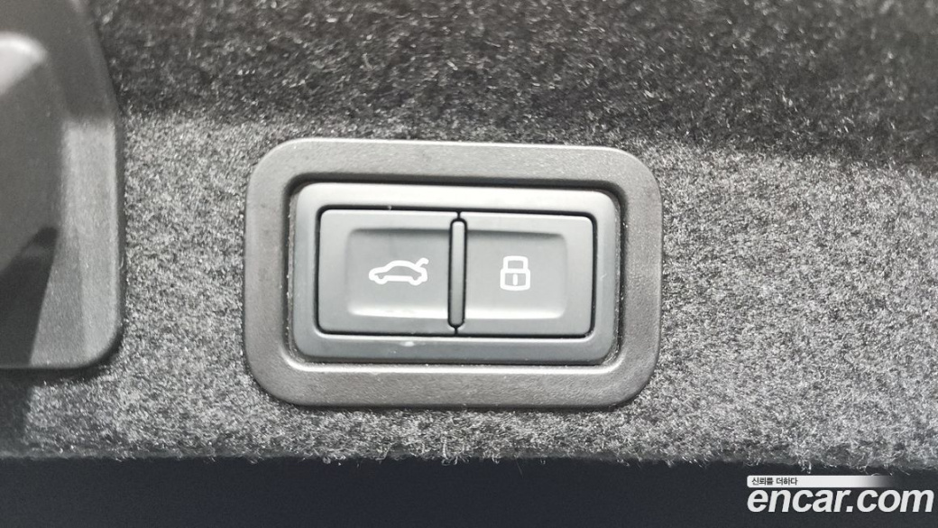 Audi A6 45 TFSI Quattro Premium, 2023