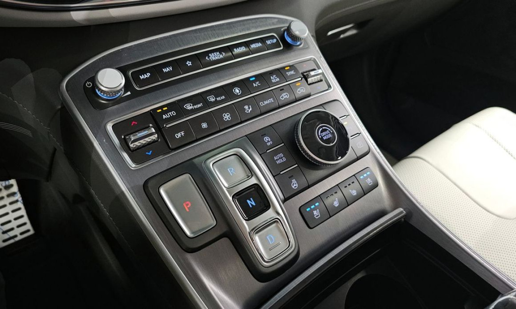 Hyundai Santafe Gasoline 2.5T 2WD, 2023