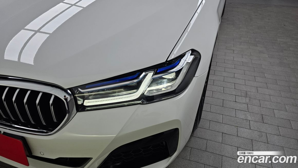 BMW 5-Series 530i M Sport Package, 2023