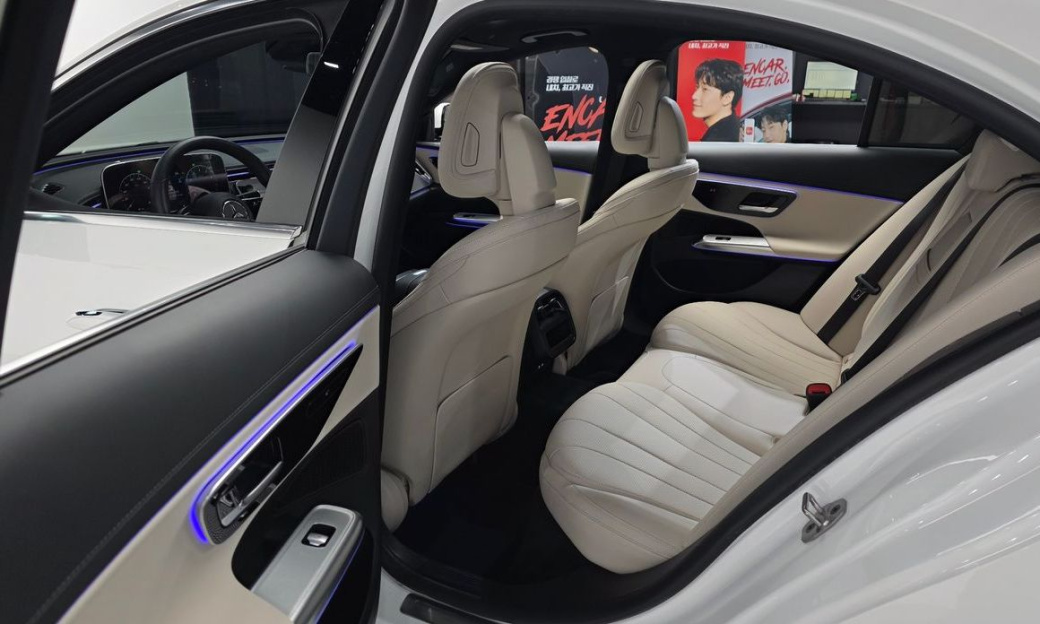Mercedes-Benz E-Class E200 Avantgarde, 2024