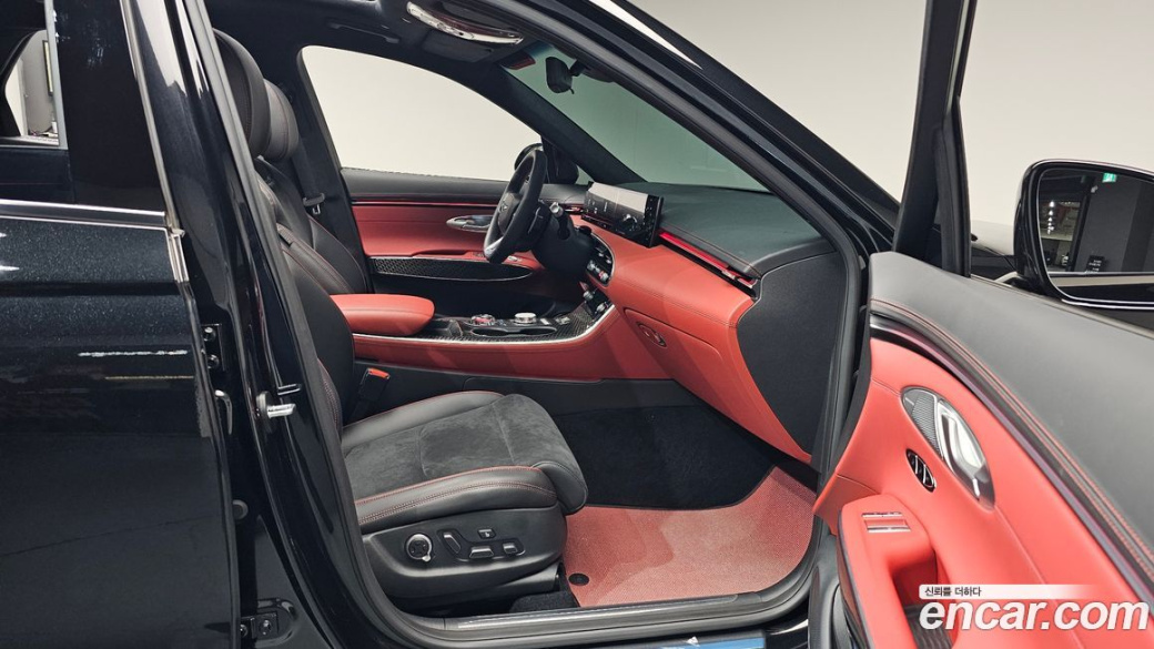 Genesis GV70 2.5T Gasoline AWD, 2025