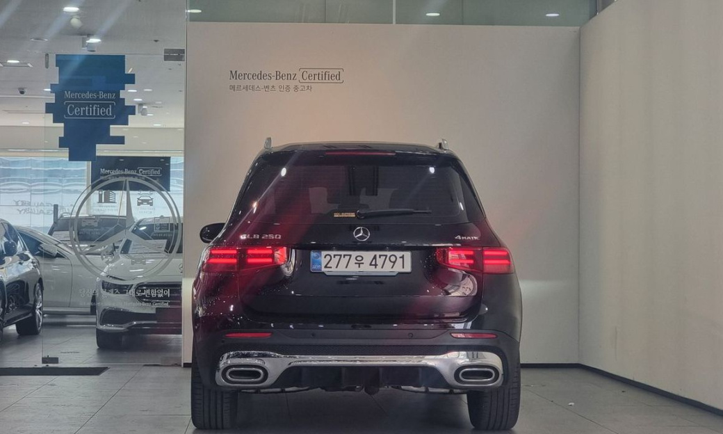 Mercedes-Benz GLB-Class GLB250 4MATIC, 2025