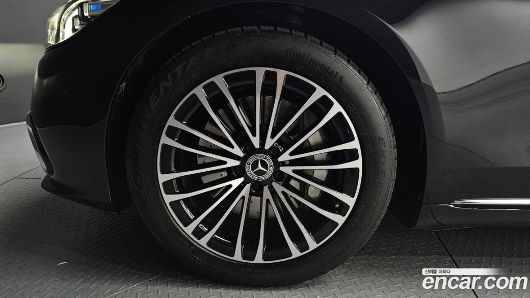 Mercedes-Benz S-Class S350 d, 2022