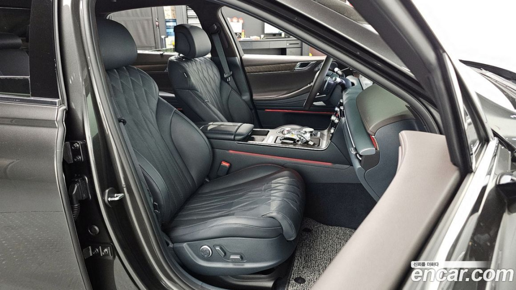 Genesis G80 Gasoline 2.5 Turbo AWD, 2026