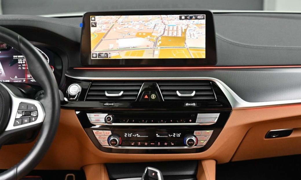 BMW 5-Series 520i M Sport, 2023
