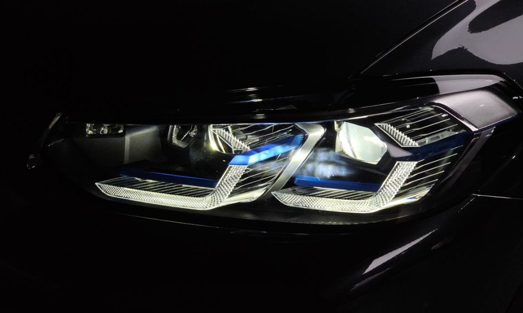 BMW X4 xDrive20i M Sports Pro, 2022